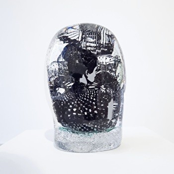 A Safe Place, turvassa   22x15x9cm 